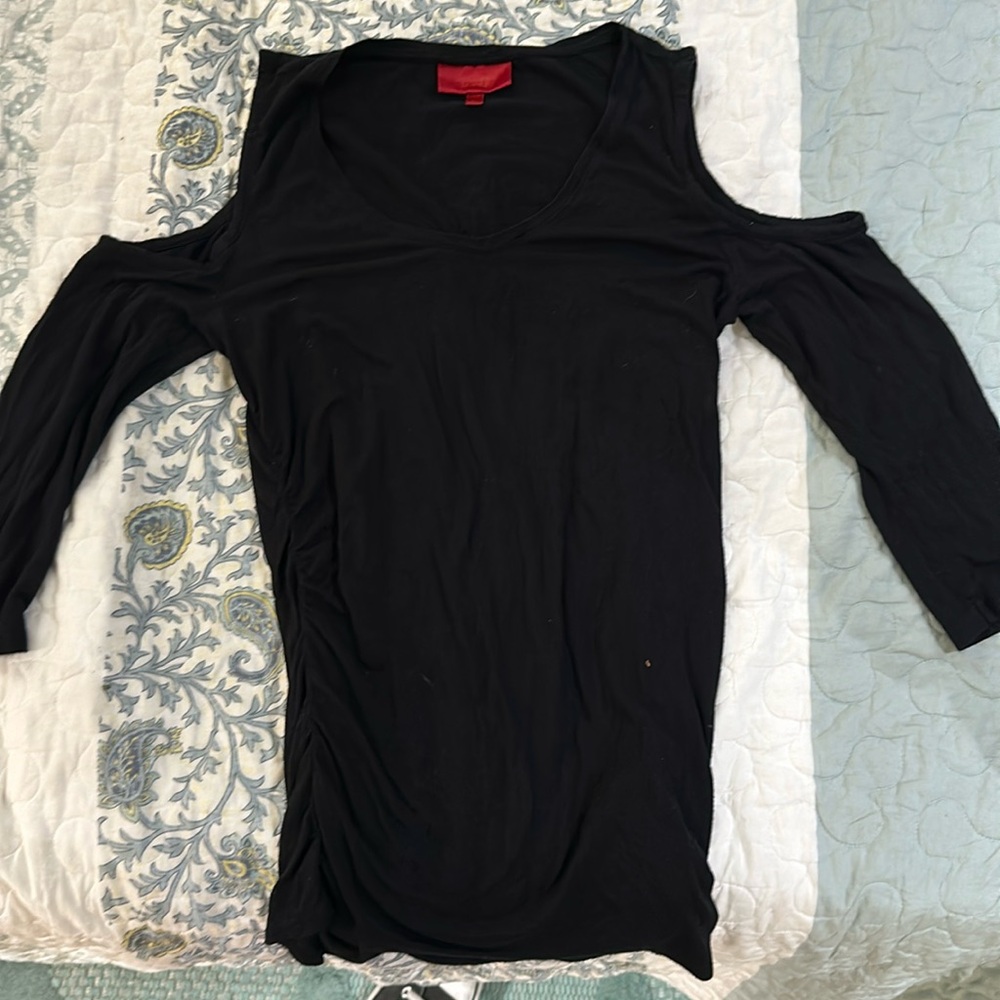 Jennifer Lopez black cold shoulder 3/4